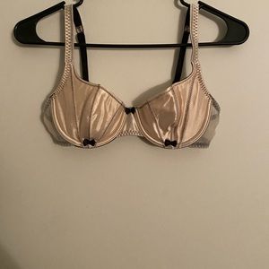 Victoria Secret Balcony Black and ivory bra 34B